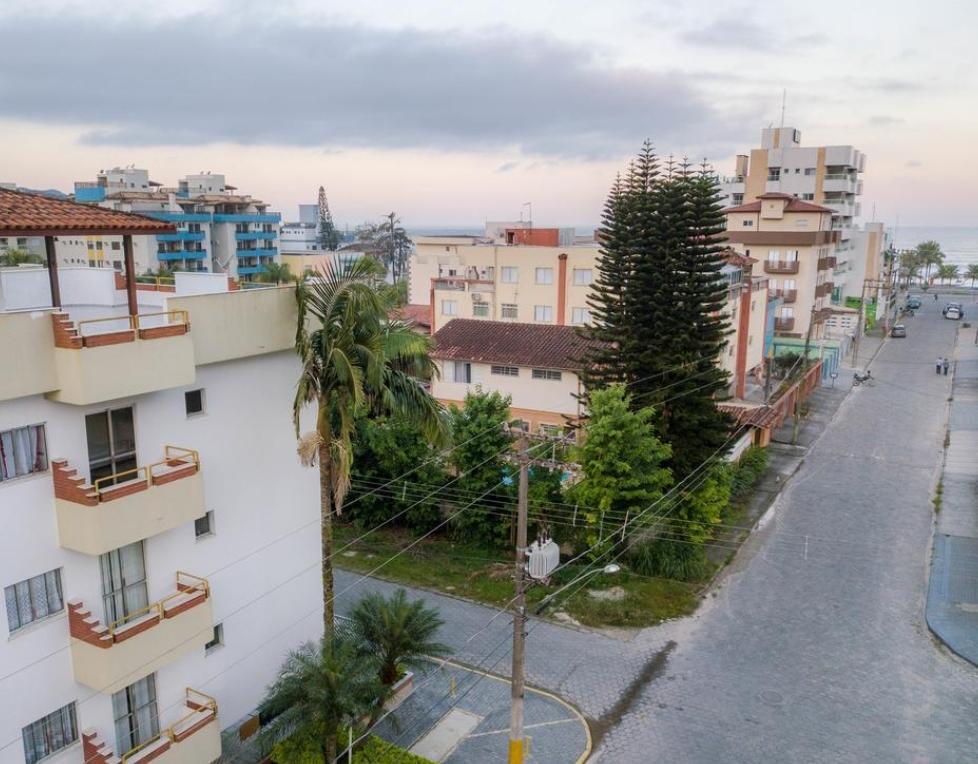 Condominio Ximenes Ii *